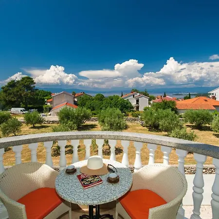 Gostinjska kuća Panorama By El-pi Tours 3*