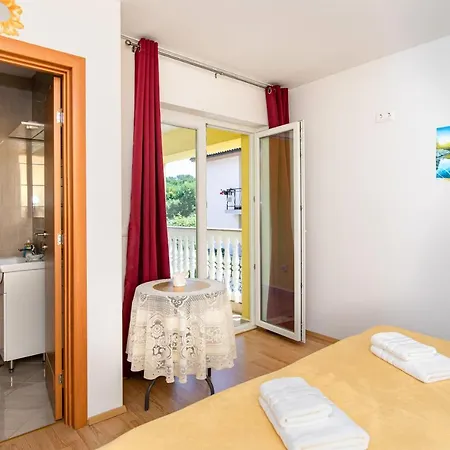 Panorama By El-pi Tours 3* Malinska