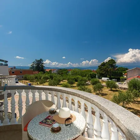 Panorama By El-pi Tours Pensión