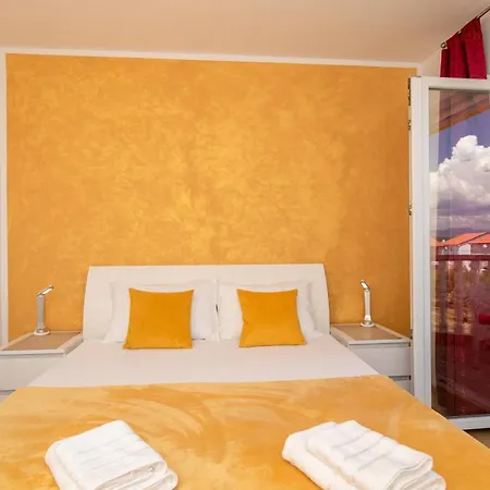 Pensión Panorama By El-pi Tours Malinska