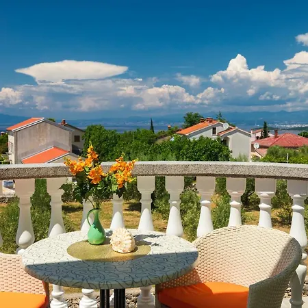 Pensión Panorama By El-pi Tours