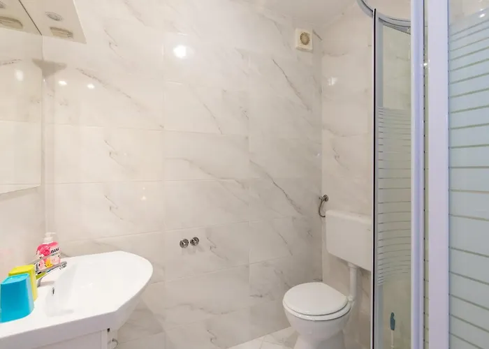 게스트하우스 Panorama By El-pi Tours 말린스카