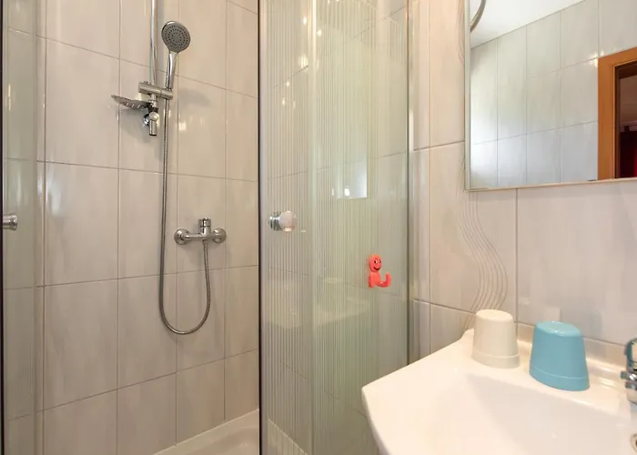 Panorama By El-pi Tours 招待所 3*